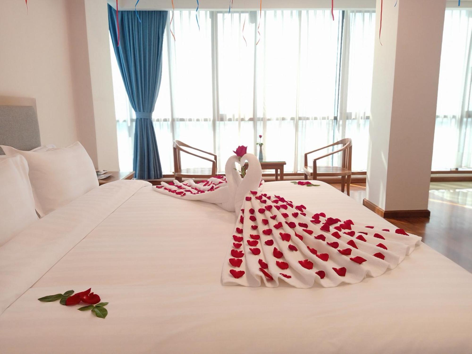Dragon Phoenix Hotel Mandalay Ngoại thất bức ảnh